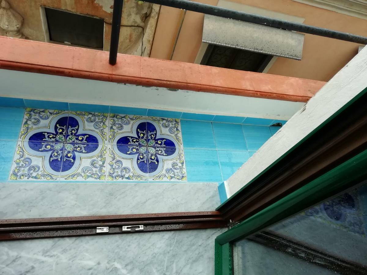 Casa Masuccio Διαμέρισμα Σαλέρνο Εξωτερικό φωτογραφία